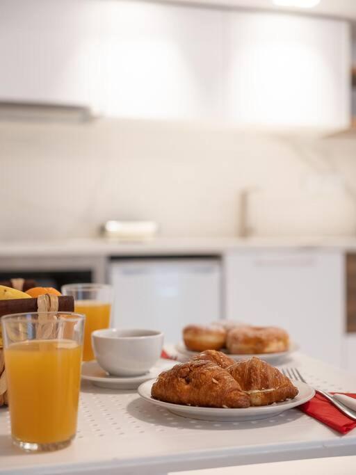 Iris Luxury Apartment At The Heraklion Center ภายนอก รูปภาพ