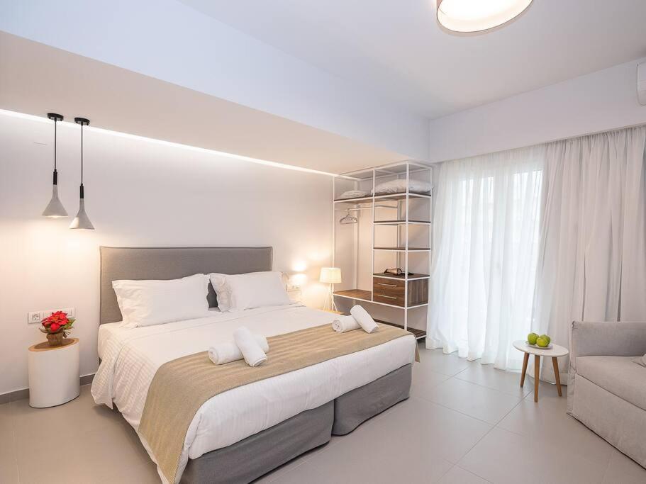 Iris Luxury Apartment At The Heraklion Center ภายนอก รูปภาพ